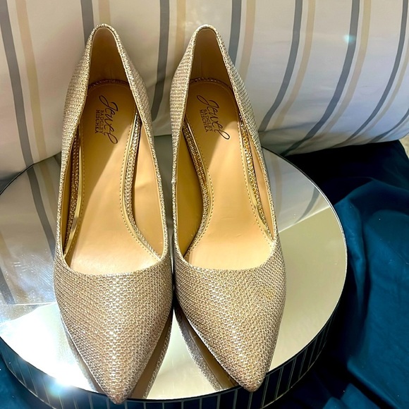 Badgley Mischka Jewel Sparkly Luxury Heels, Size 9.5 - Picture 4 of 10